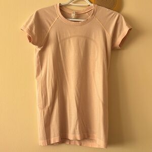 Lululemon shirt size 8